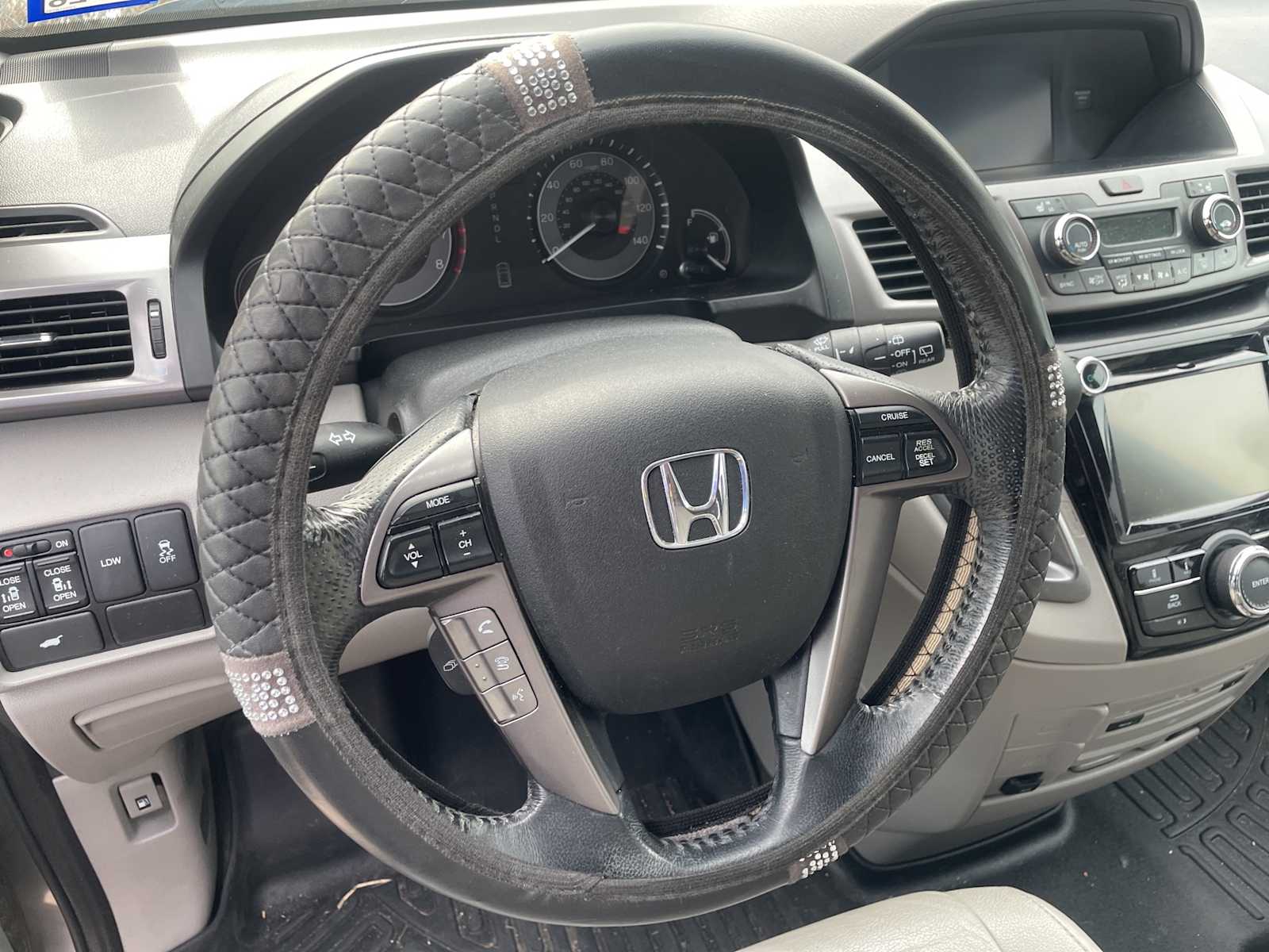 Thumbnail: 2017 Honda Odyssey - 6