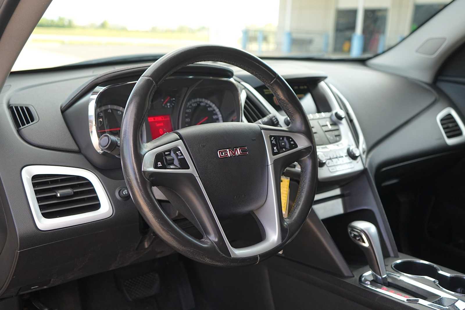 Thumbnail: 2015 GMC Terrain - 2