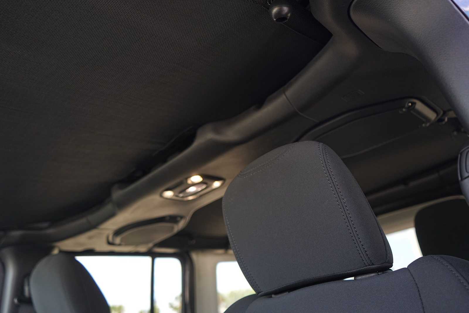 Thumbnail: 2021 Jeep Wrangler - 26