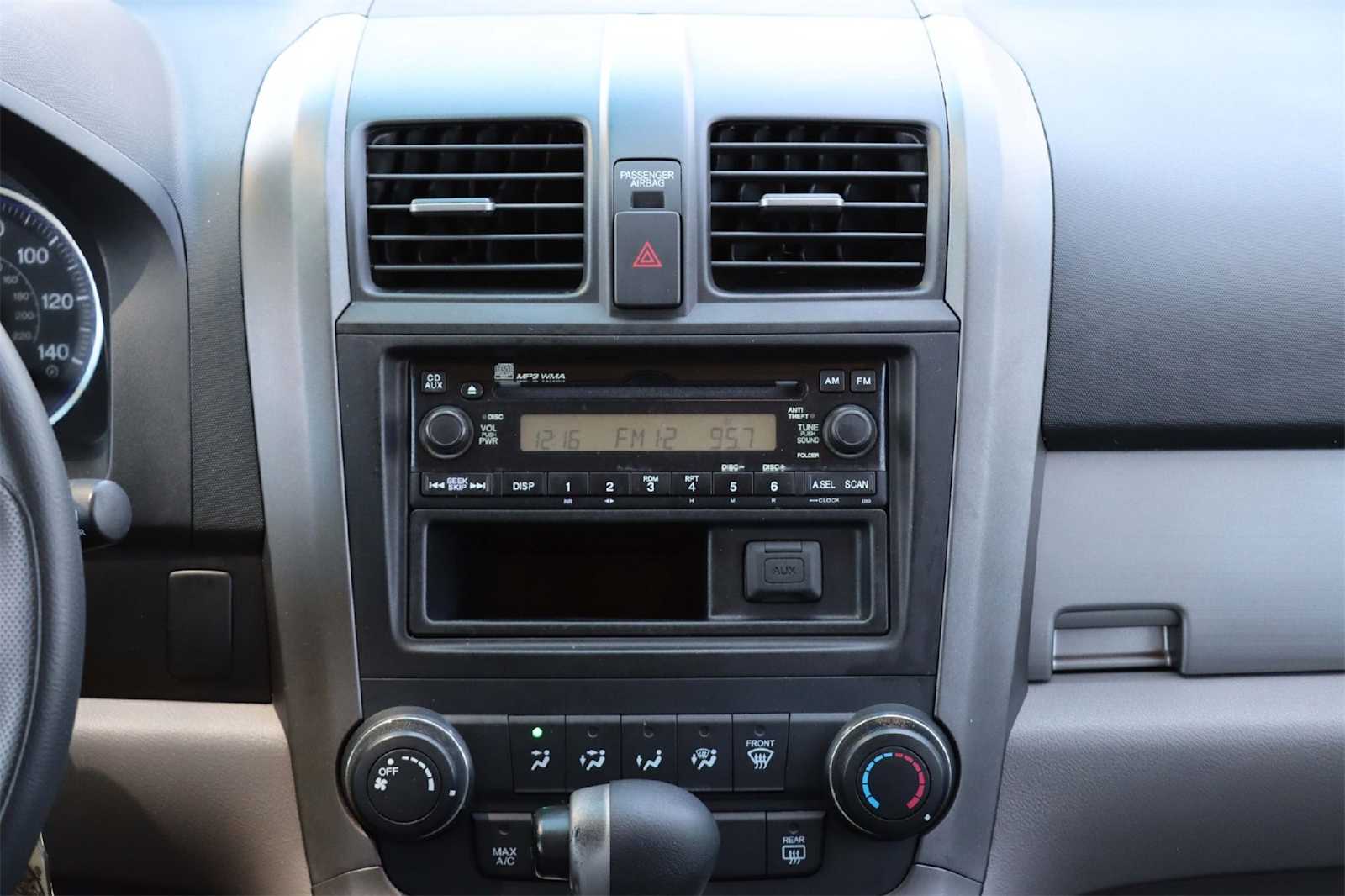 Thumbnail: 2011 Honda CR-V - 21