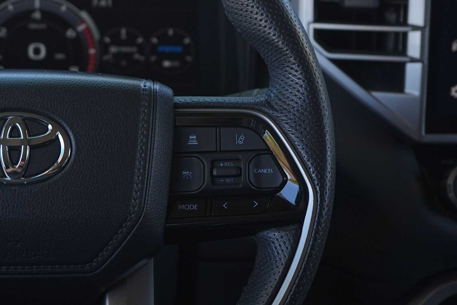 Thumbnail: 2024 Toyota Sequoia - 18