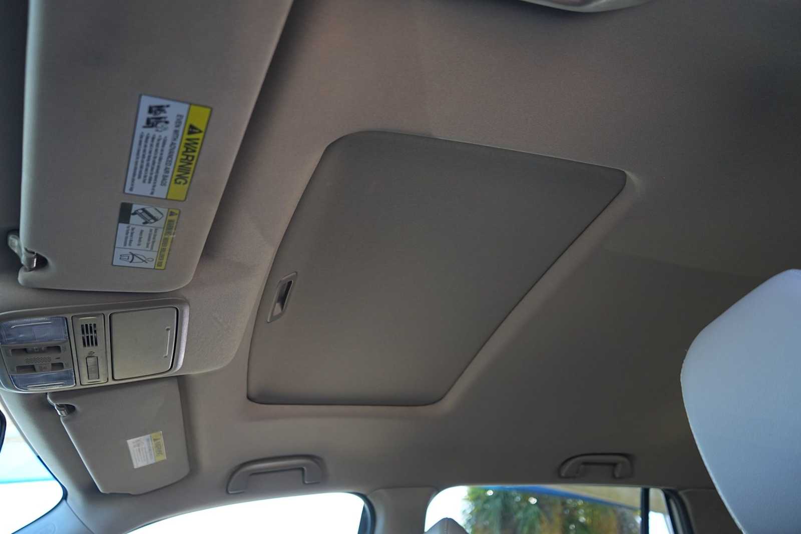 Thumbnail: 2016 Honda Pilot - 25