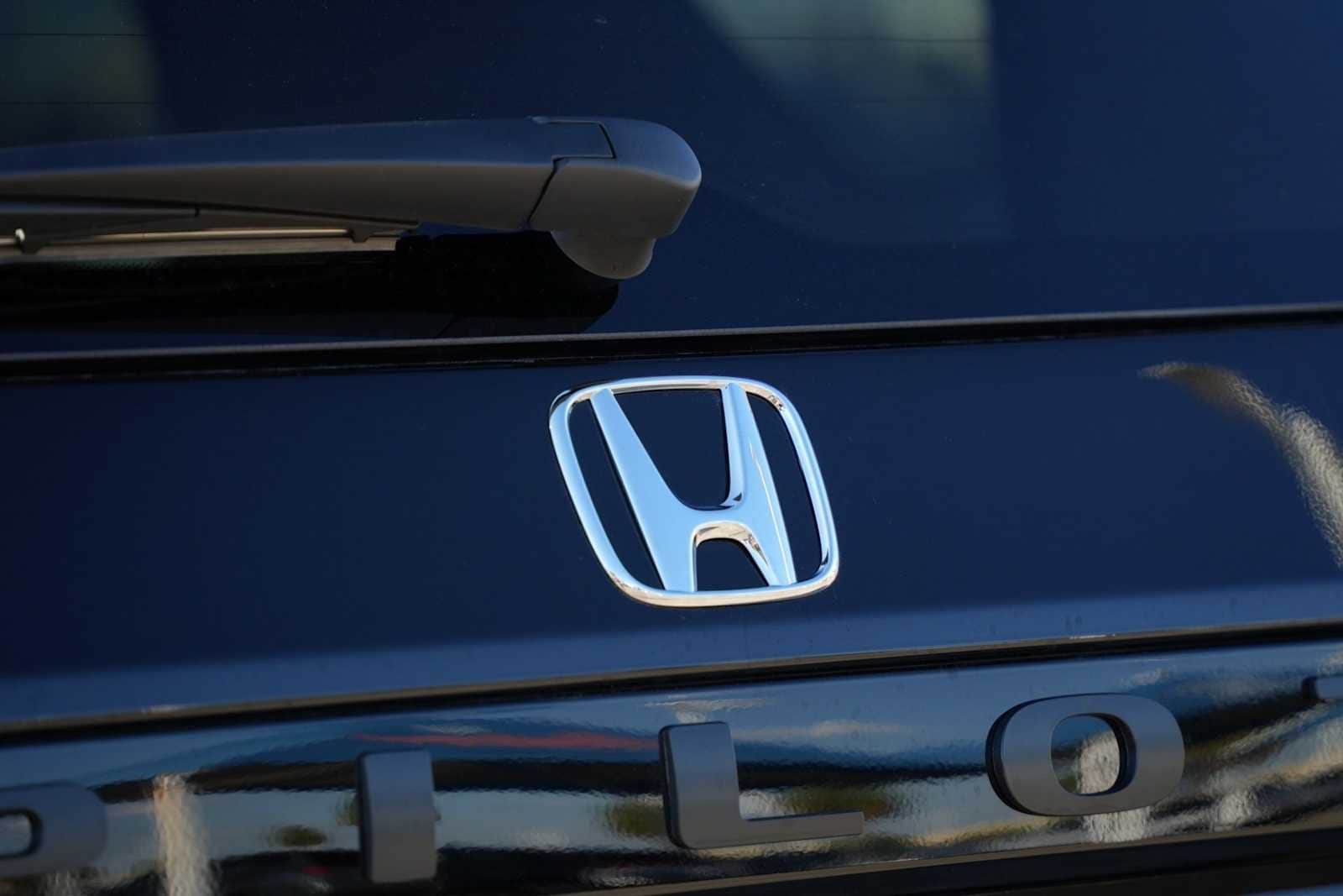 Thumbnail: 2025 Honda Pilot - 8