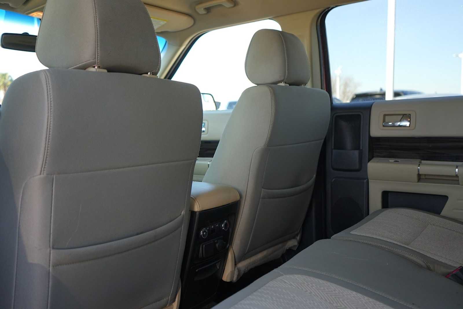 Thumbnail: 2018 Ford Flex - 13