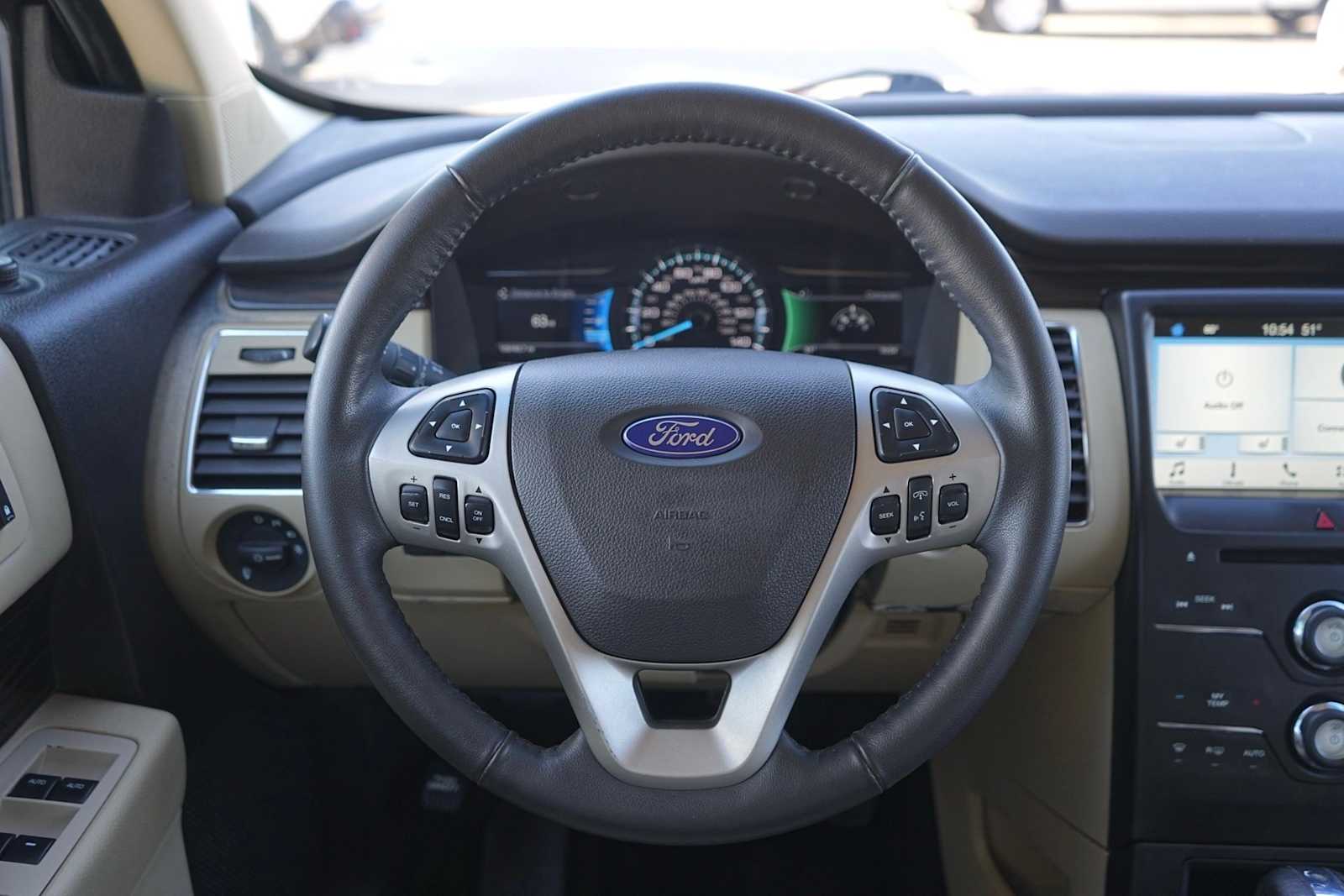 Thumbnail: 2018 Ford Flex - 16