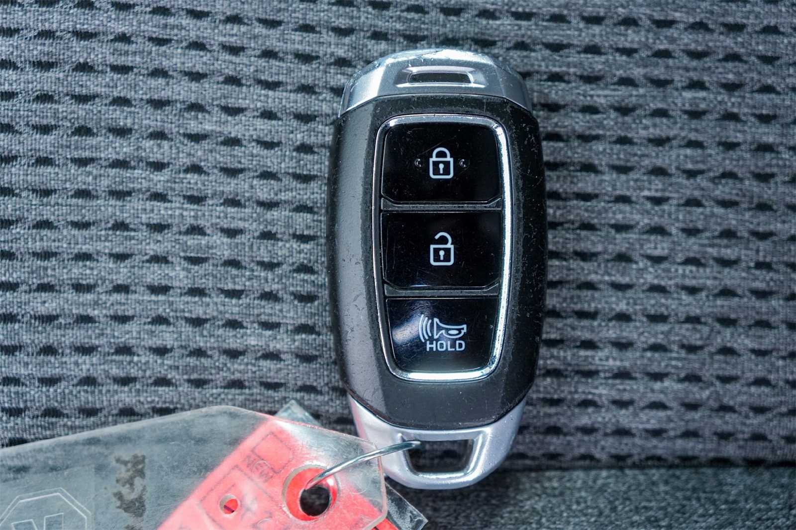 Thumbnail: 2020 Hyundai Santa Fe - 20