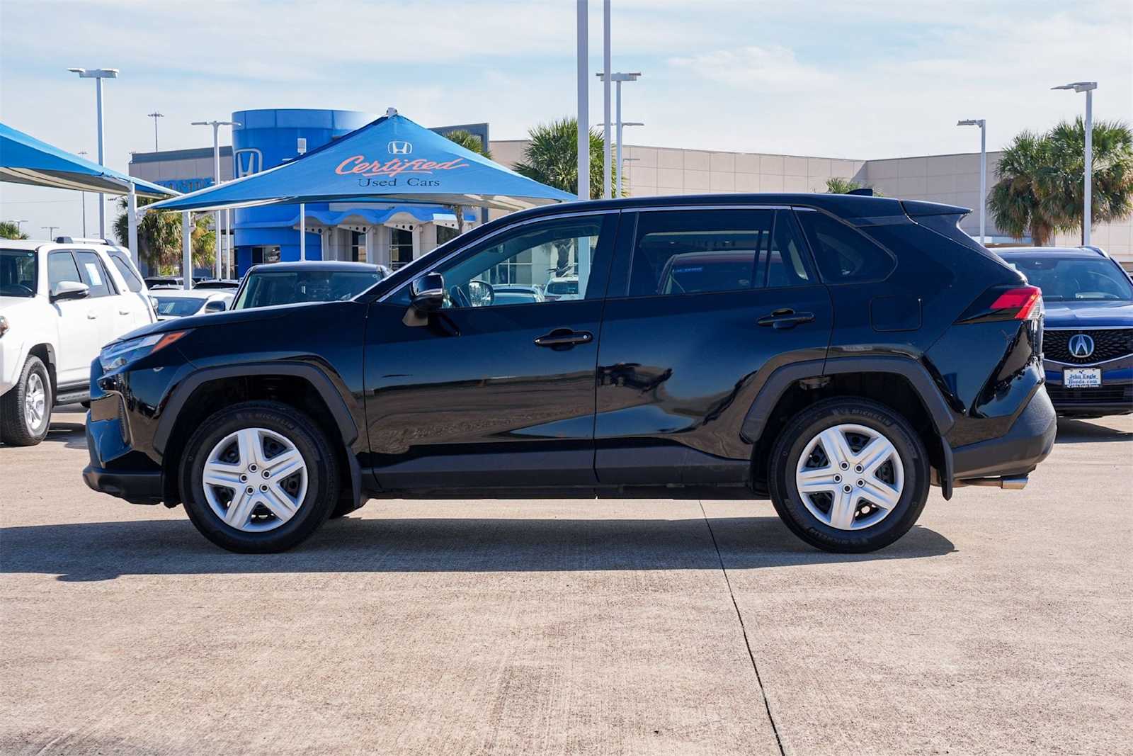 Thumbnail: 2024 Toyota RAV4 - 3