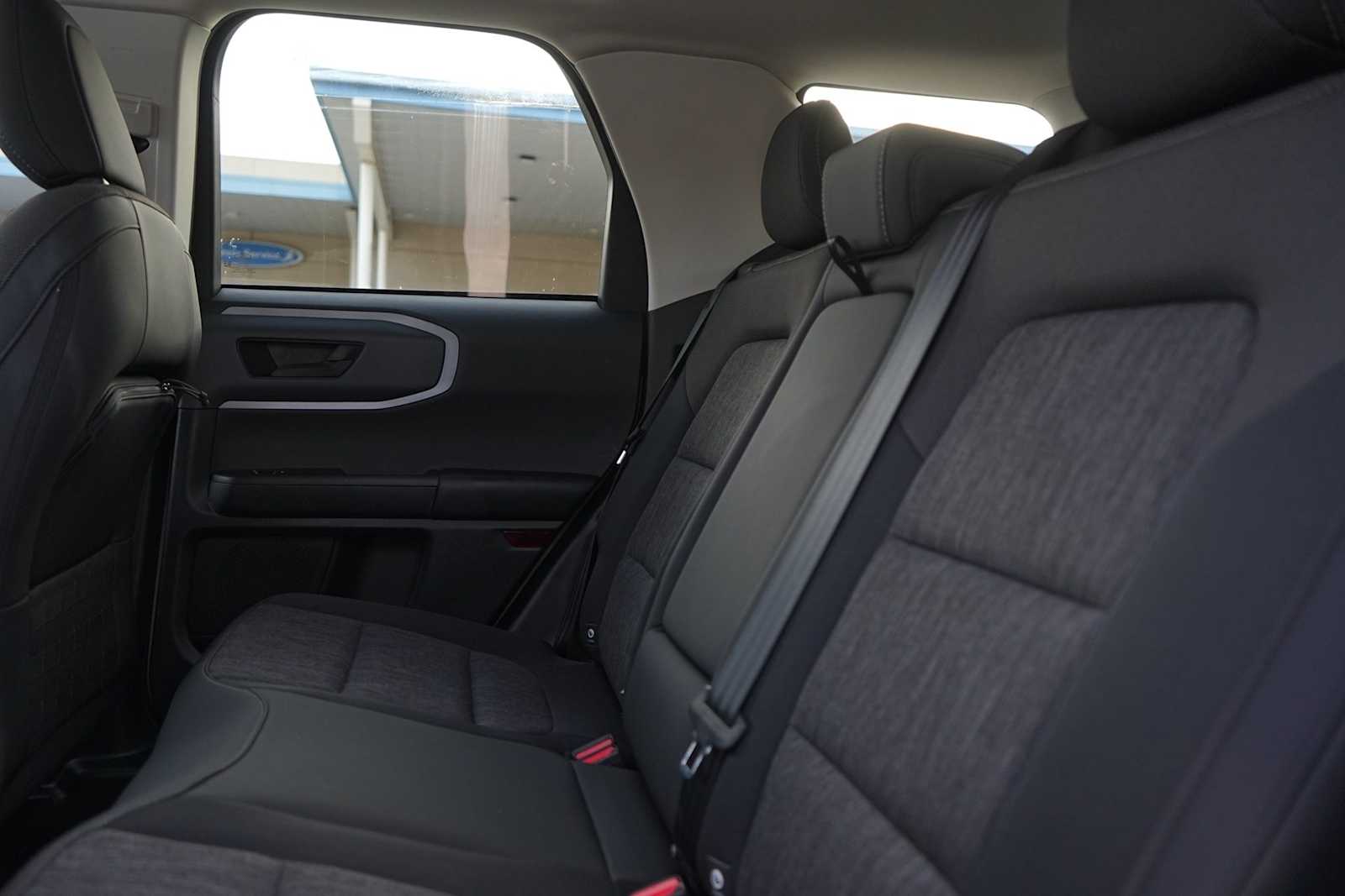 Thumbnail: 2022 Ford Bronco Sport - 14