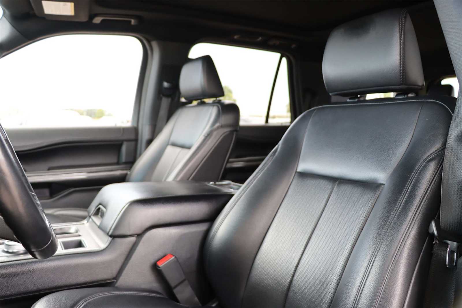 Thumbnail: 2021 Ford Expedition - 10