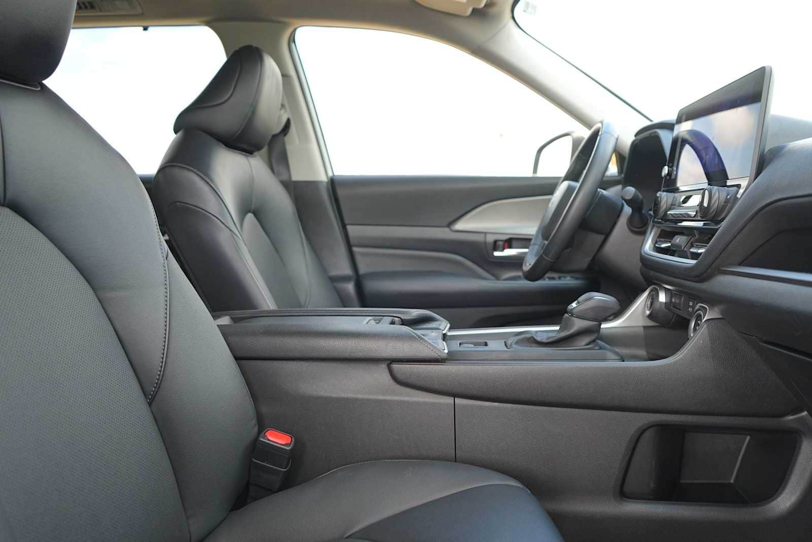 Thumbnail: 2024 Toyota Grand Highlander - 15