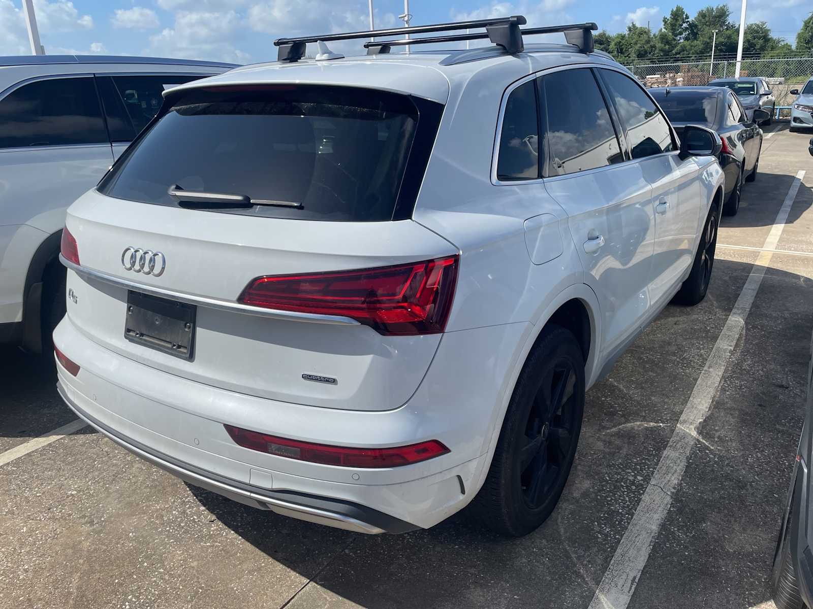 Thumbnail: 2023 Audi Q5 - 3