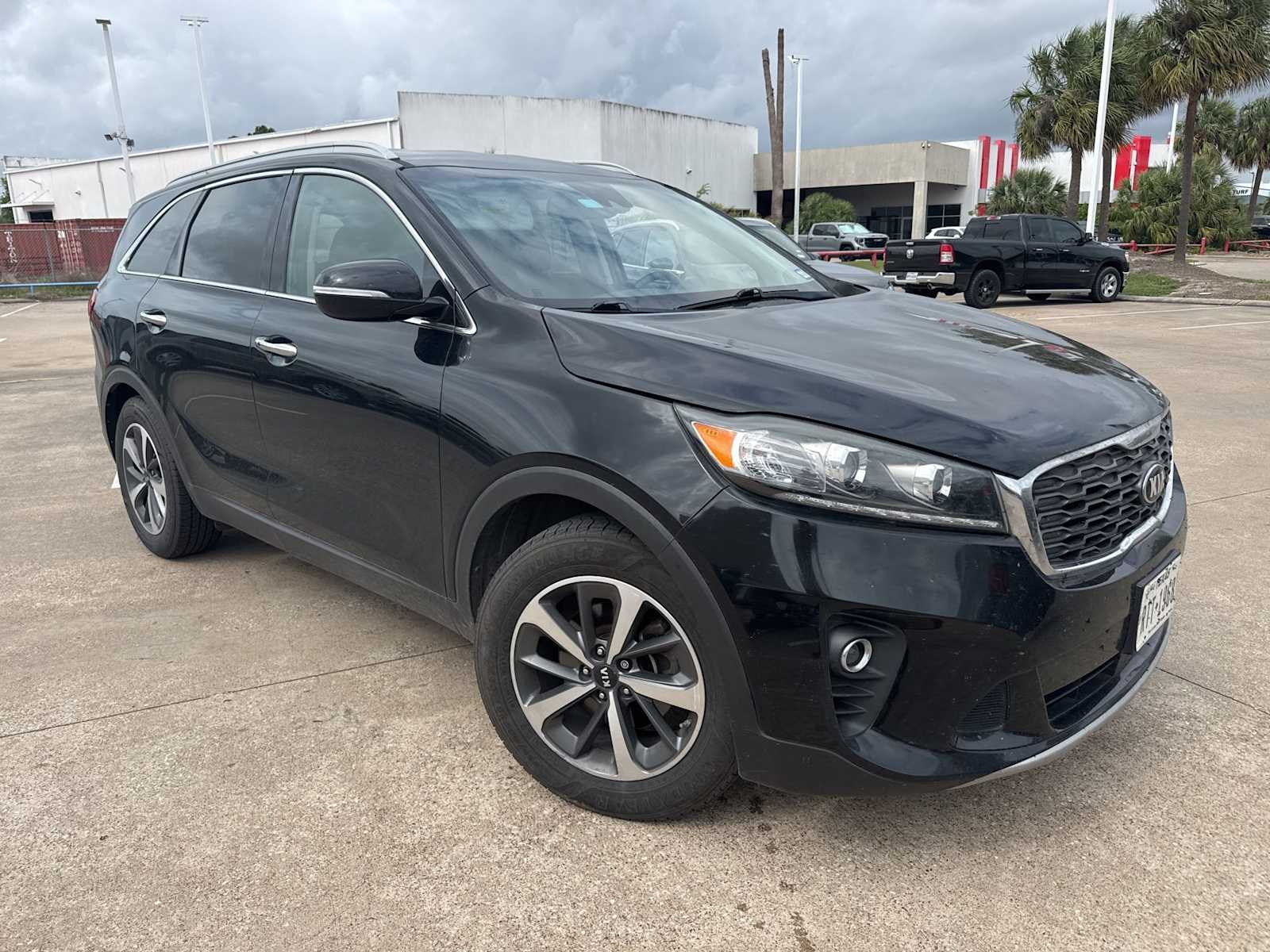 Thumbnail: 2019 Kia Sorento - 2