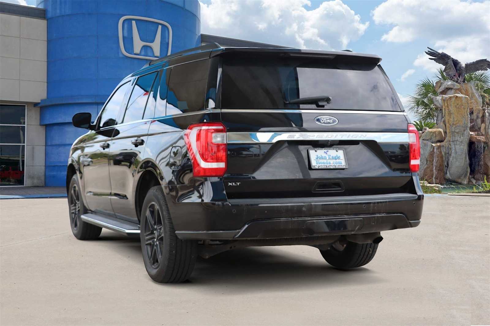 Thumbnail: 2021 Ford Expedition - 4