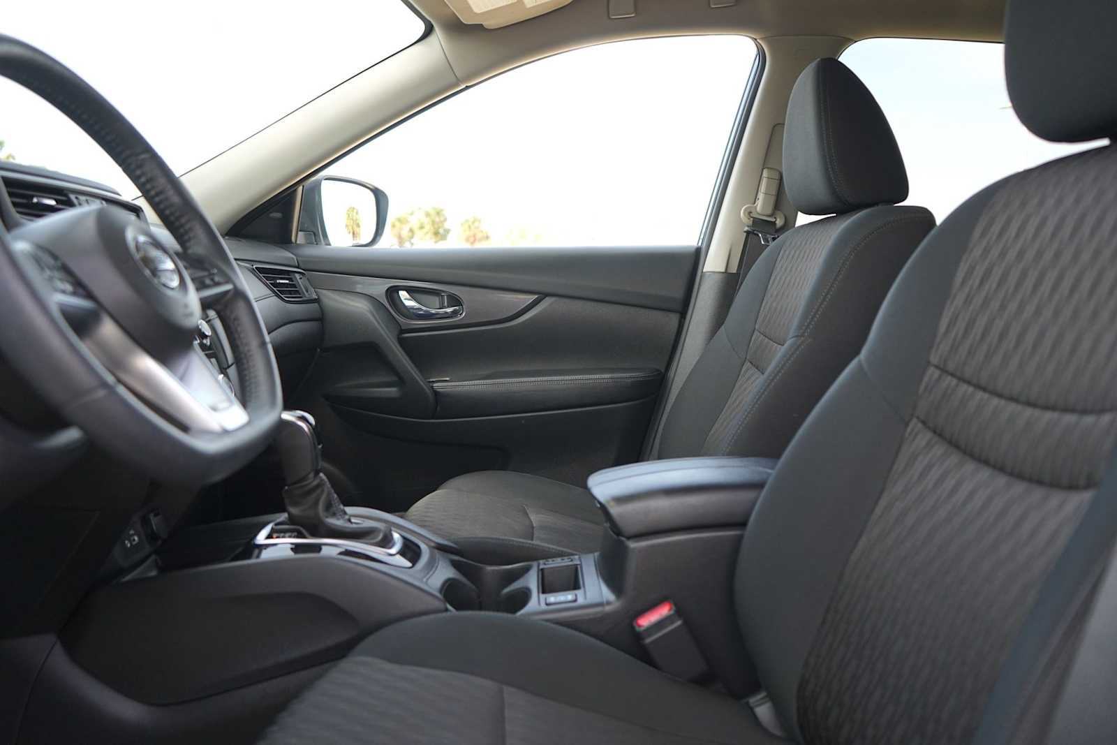 Thumbnail: 2020 Nissan Rogue - 11