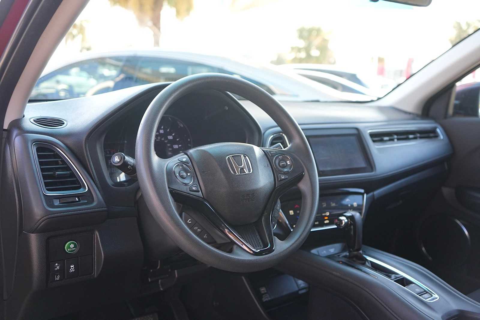 Thumbnail: 2019 Honda HR-V - 2