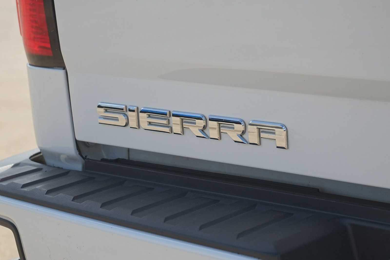 Thumbnail: 2017 GMC Sierra 1500 - 8