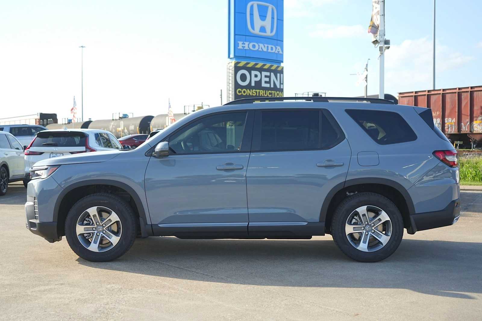 Thumbnail: 2026 Honda Pilot - 3