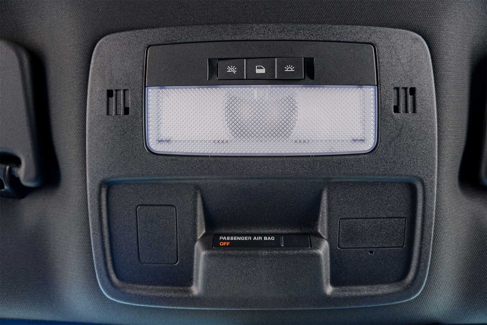 Thumbnail: 2015 Chevrolet Camaro - 27