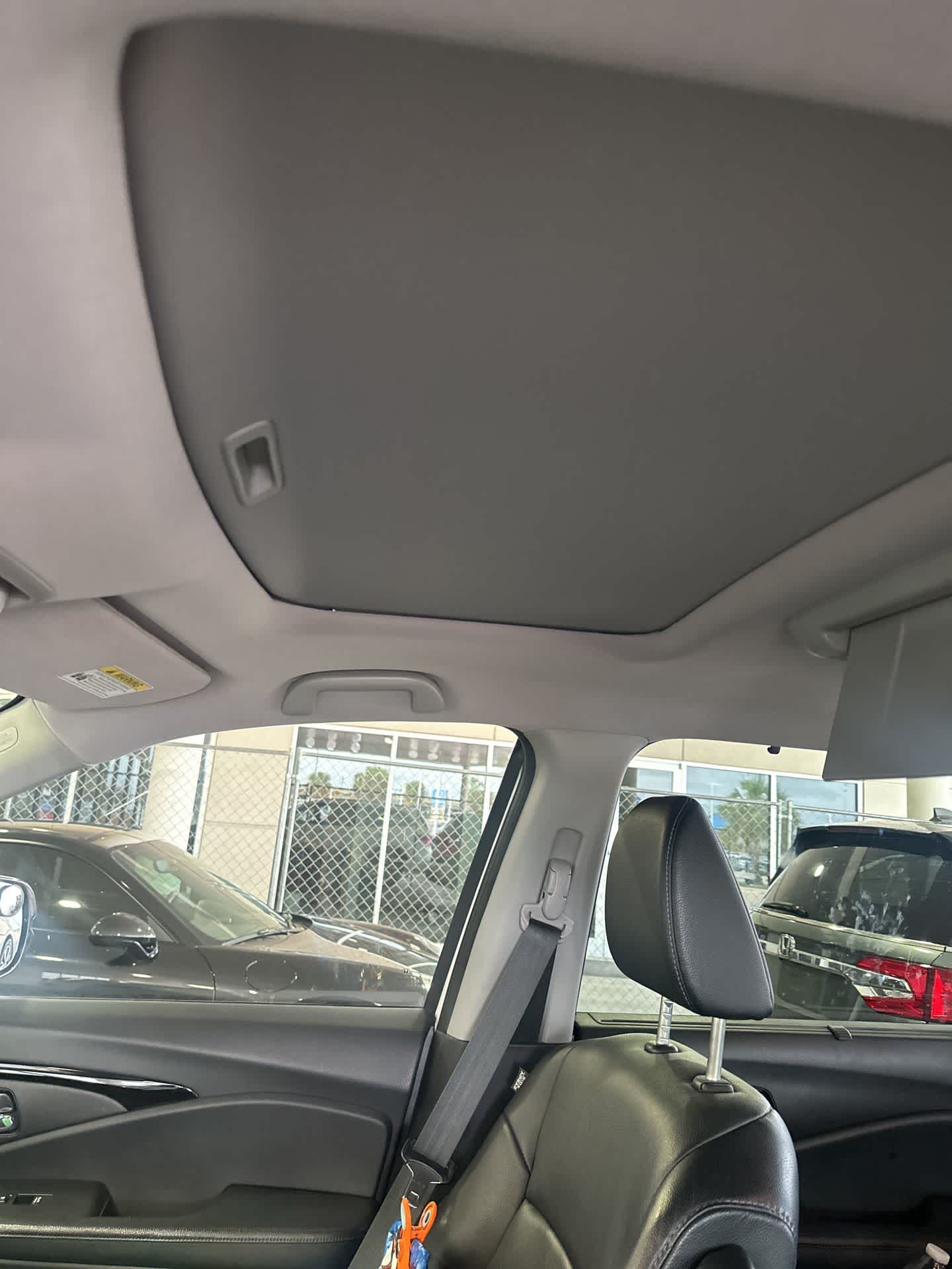Thumbnail: 2018 Honda Pilot - 9