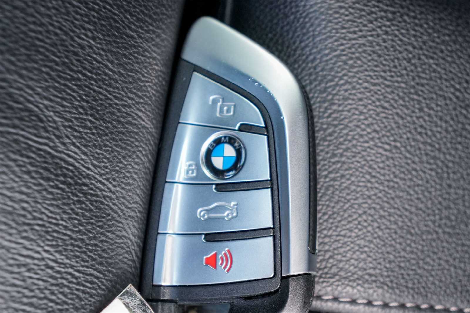 Thumbnail: 2022 BMW X5 - 20