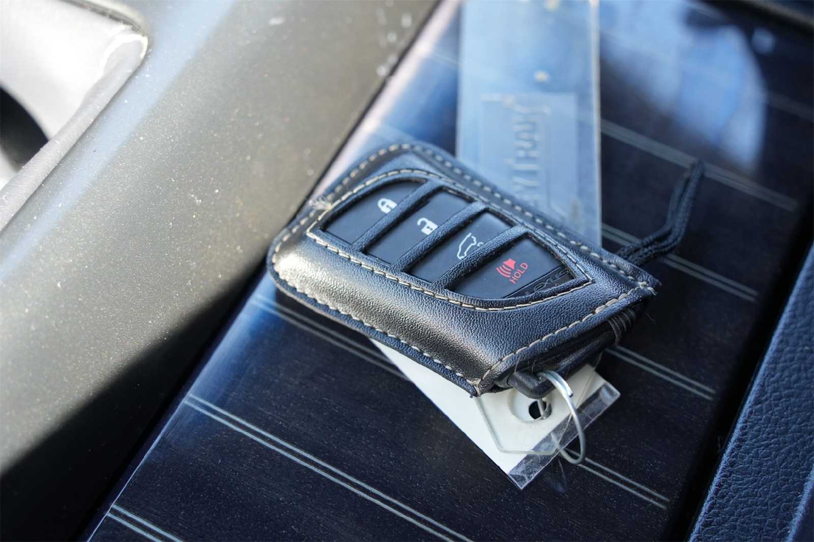 Thumbnail: 2023 Lexus GX - 20