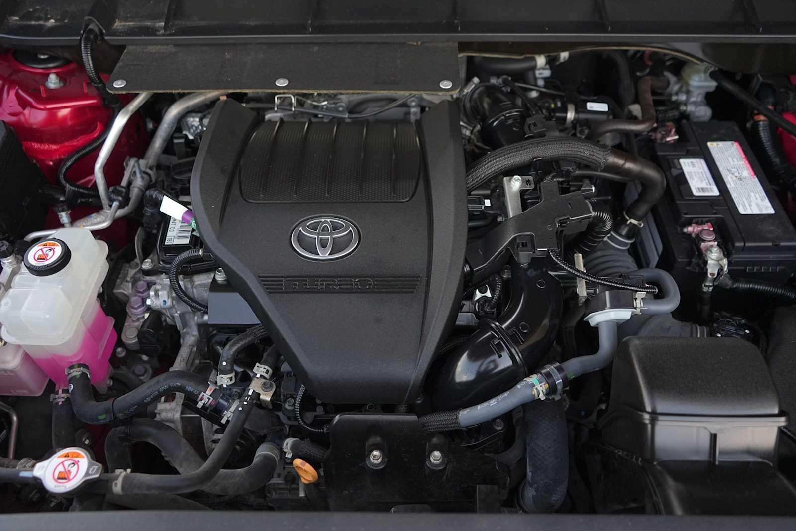 2023 Toyota Highlander XLE - Photo 9