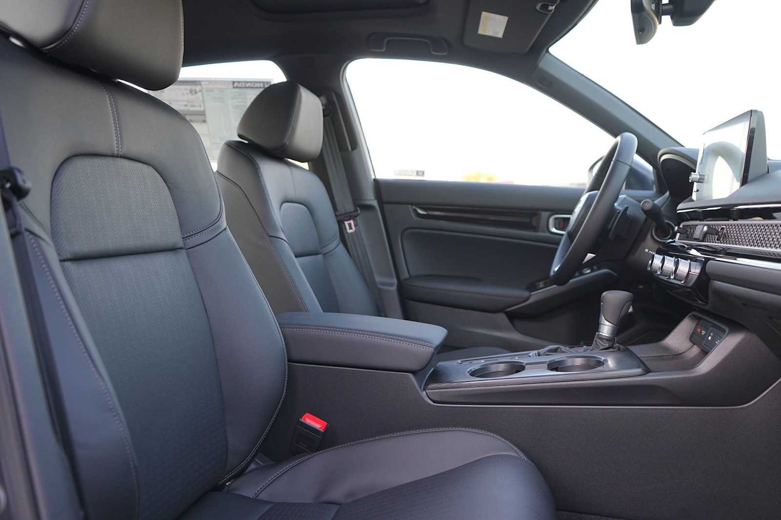 Thumbnail: 2026 Honda Civic - 14