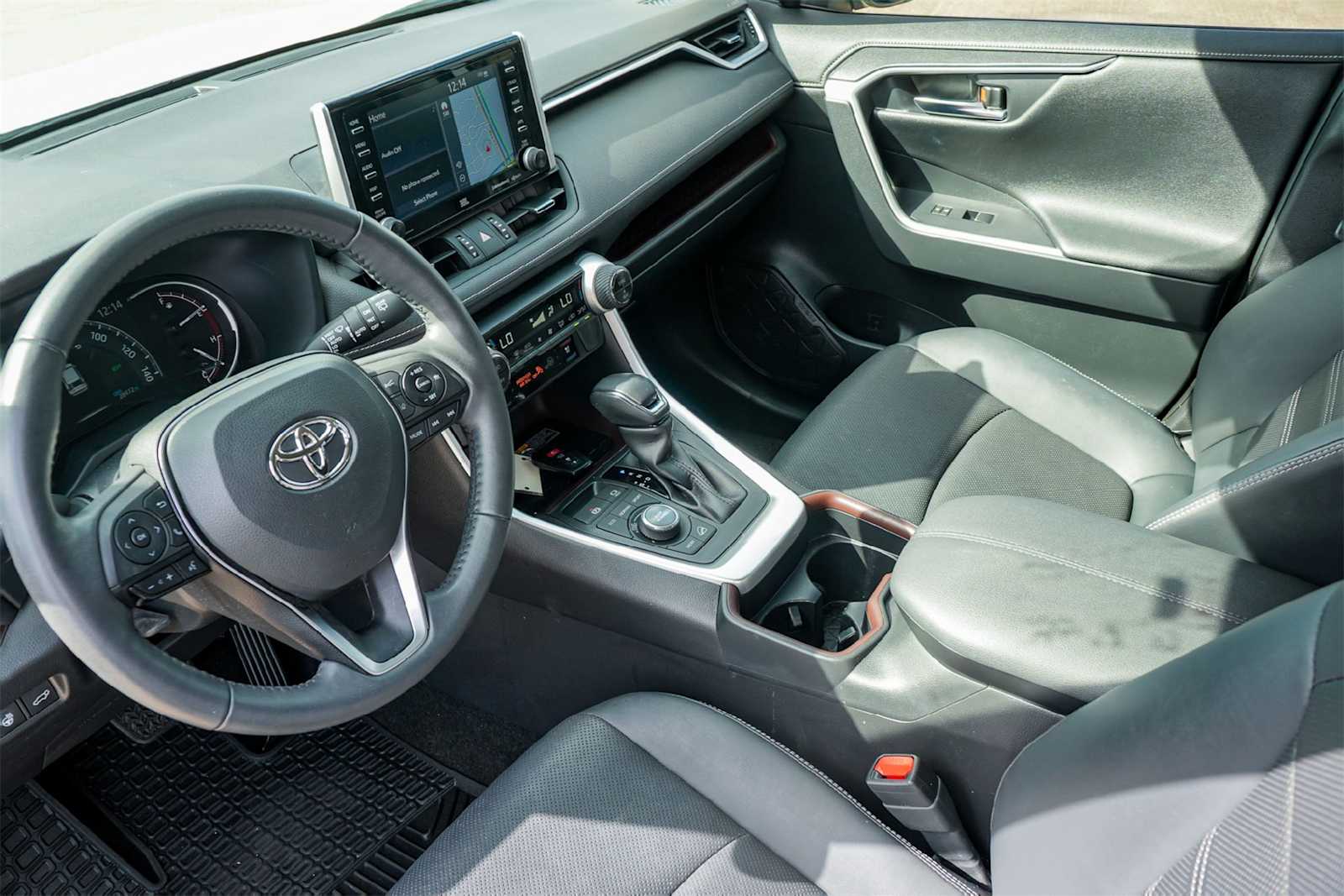 Thumbnail: 2021 Toyota RAV4 - 2