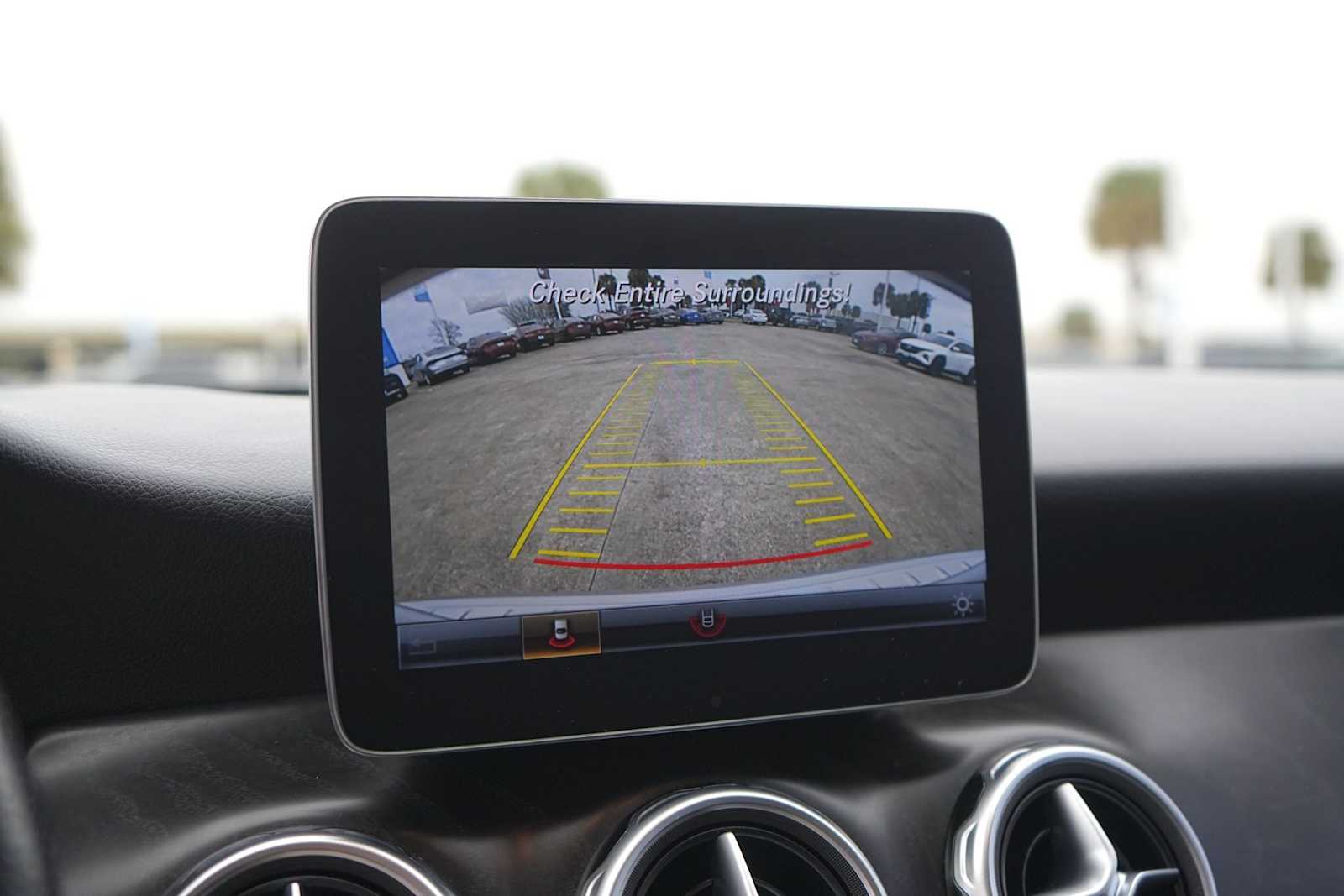 Thumbnail: 2020 Mercedes-Benz GLA - 22