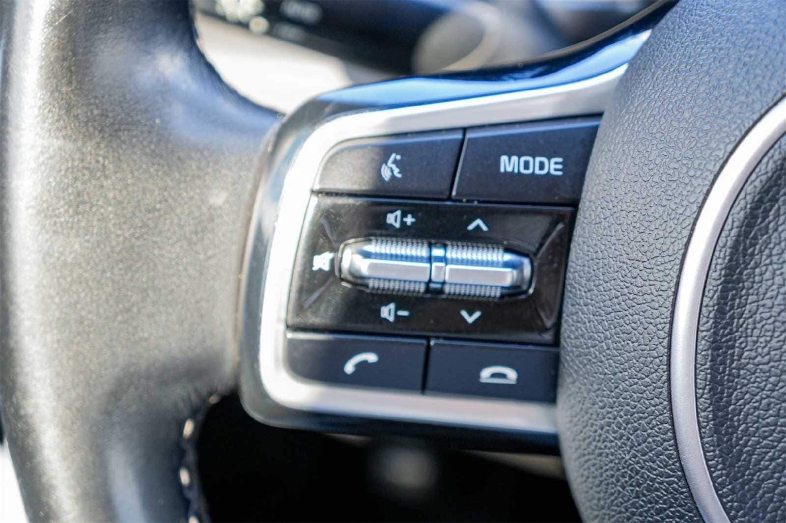 Thumbnail: 2021 Kia Sorento - 25