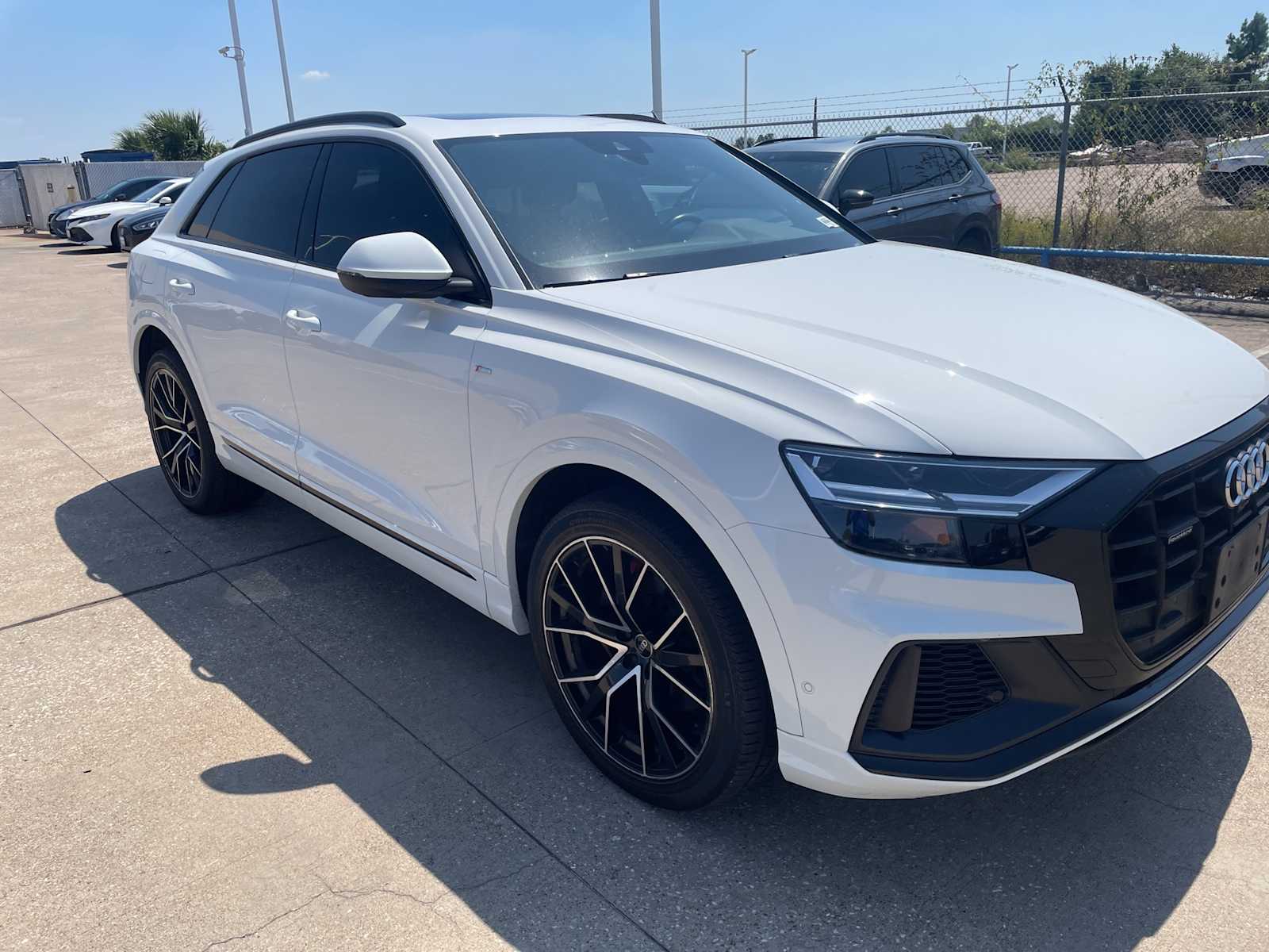Thumbnail: 2021 Audi Q8 - 4