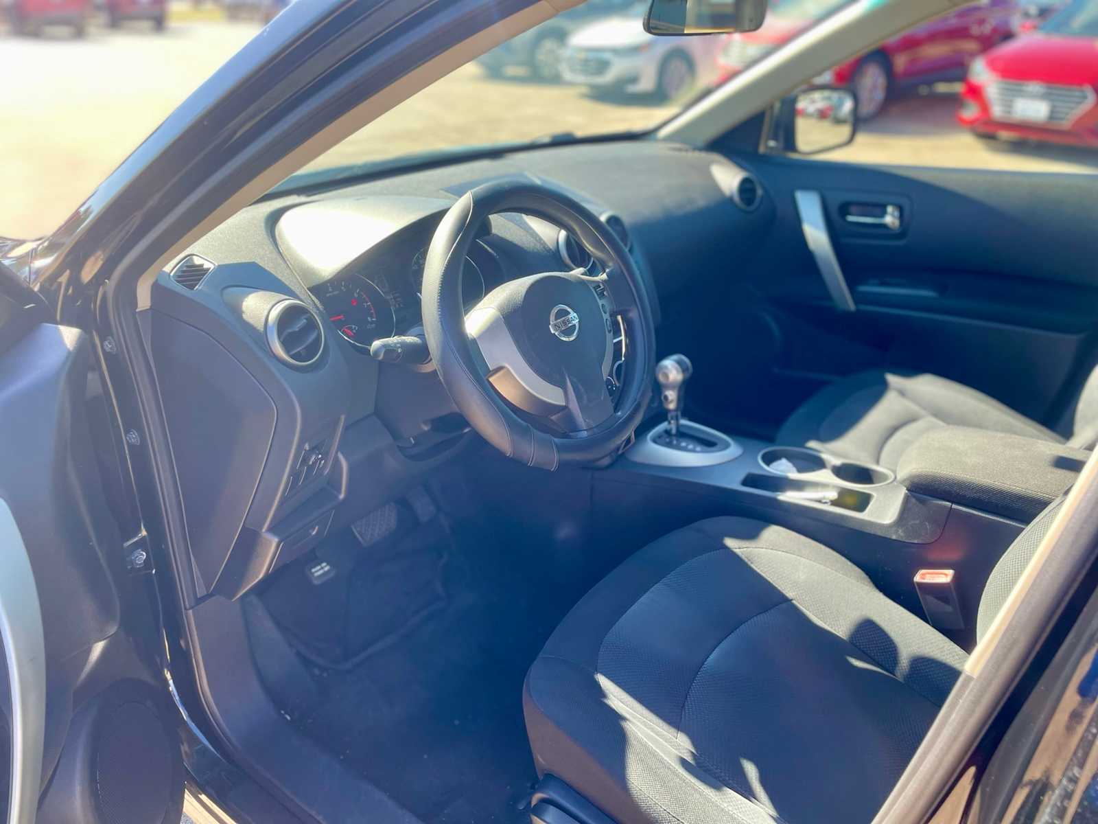 Thumbnail: 2011 Nissan Rogue - 5