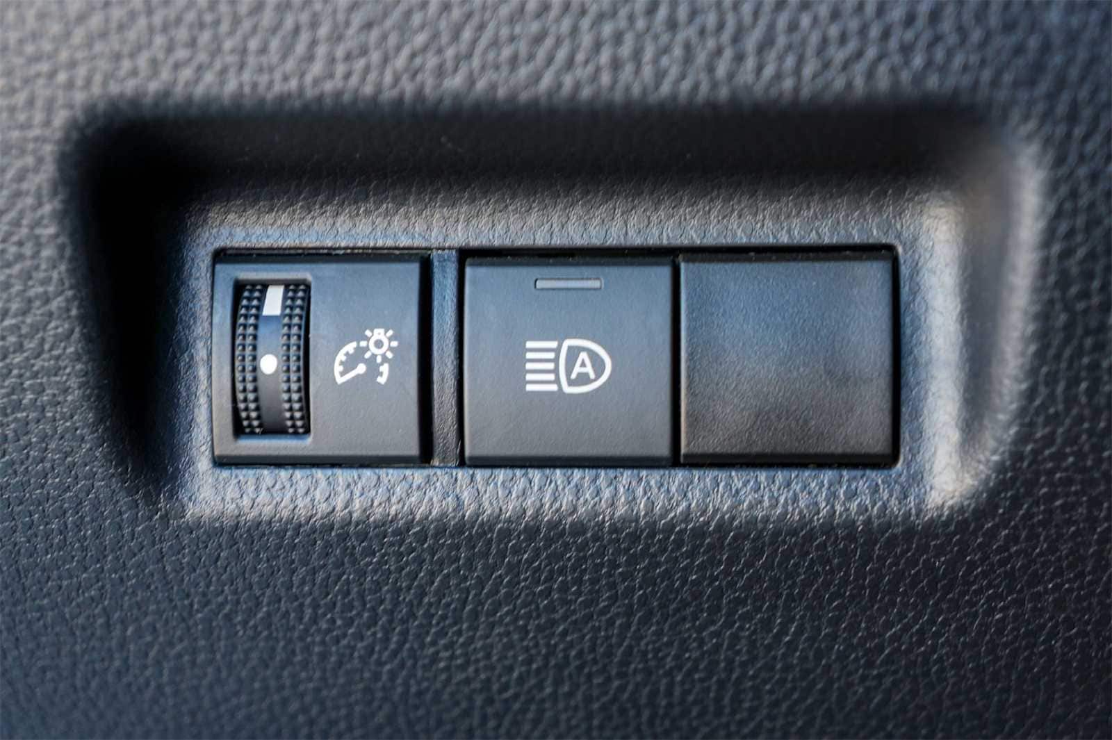 Thumbnail: 2024 Toyota RAV4 - 23