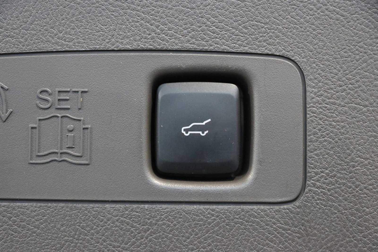 2022 Lincoln Corsair Standard 26