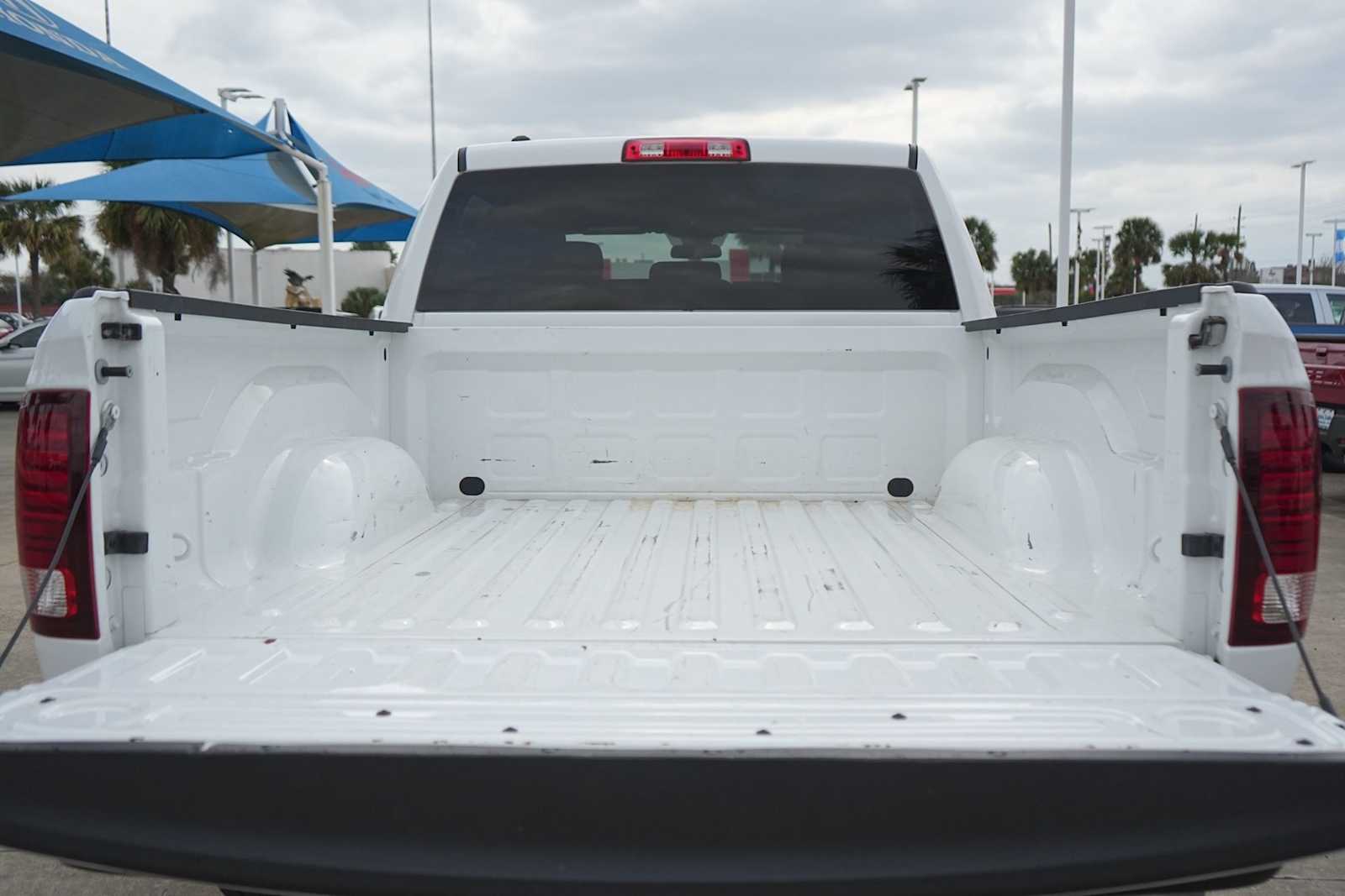 Thumbnail: 2024 RAM 1500 Classic - 27