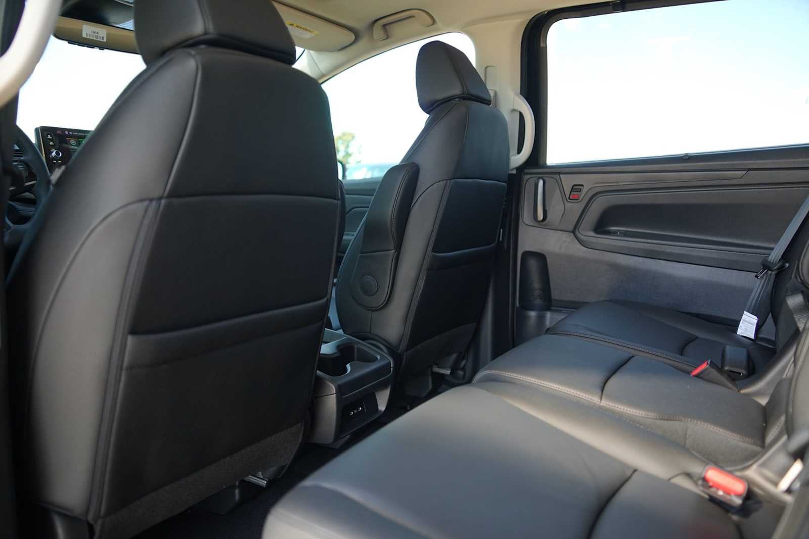 Thumbnail: 2026 Honda Odyssey - 12