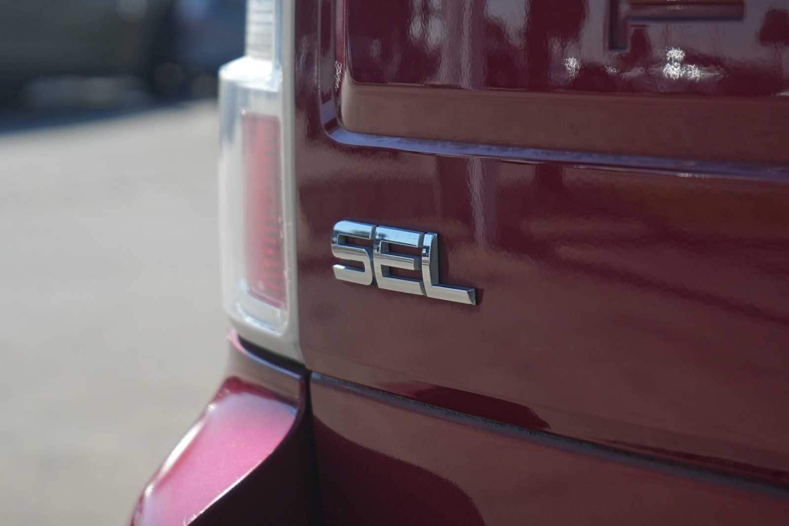 Thumbnail: 2018 Ford Flex - 8