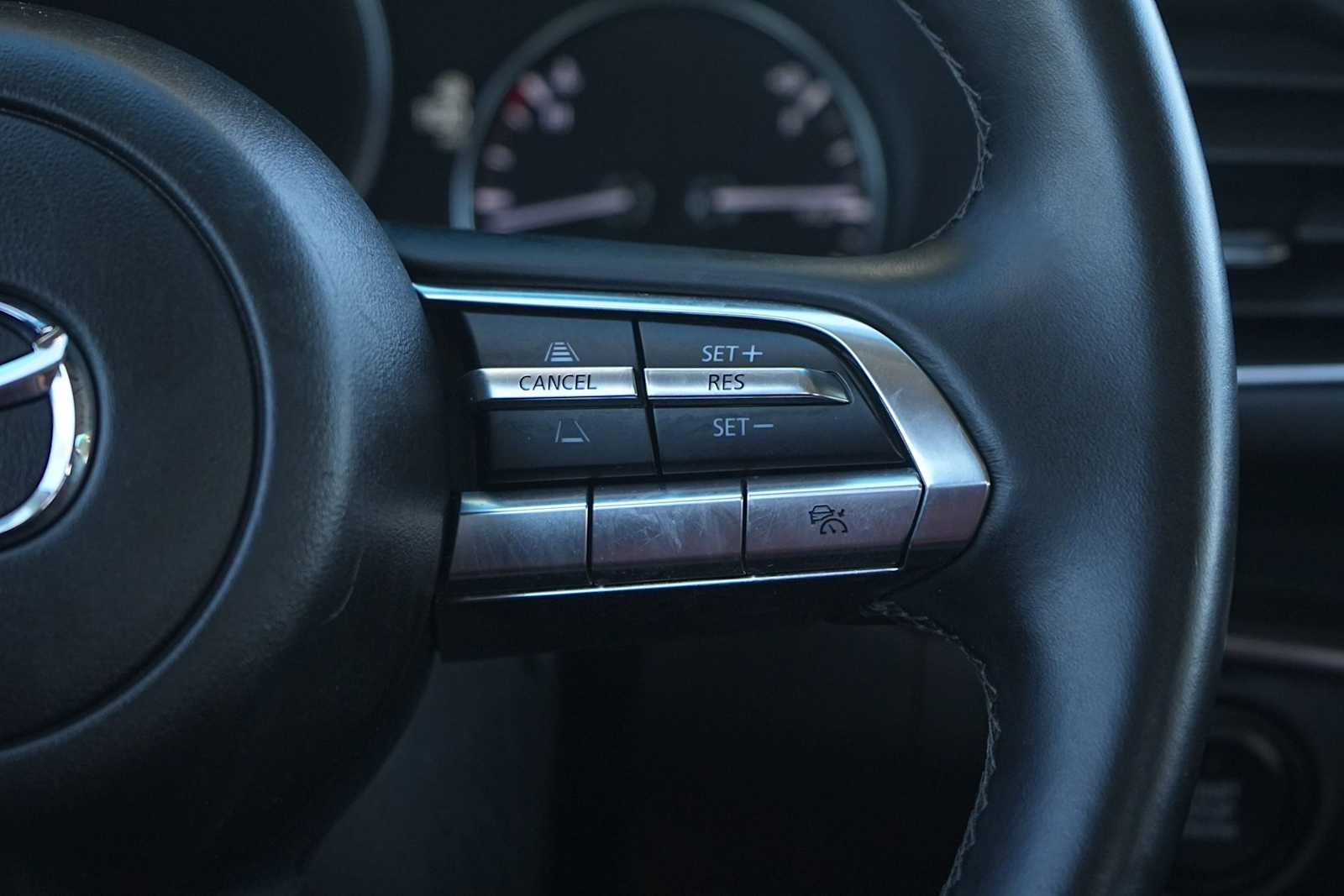 Thumbnail: 2023 Mazda Mazda3 - 18