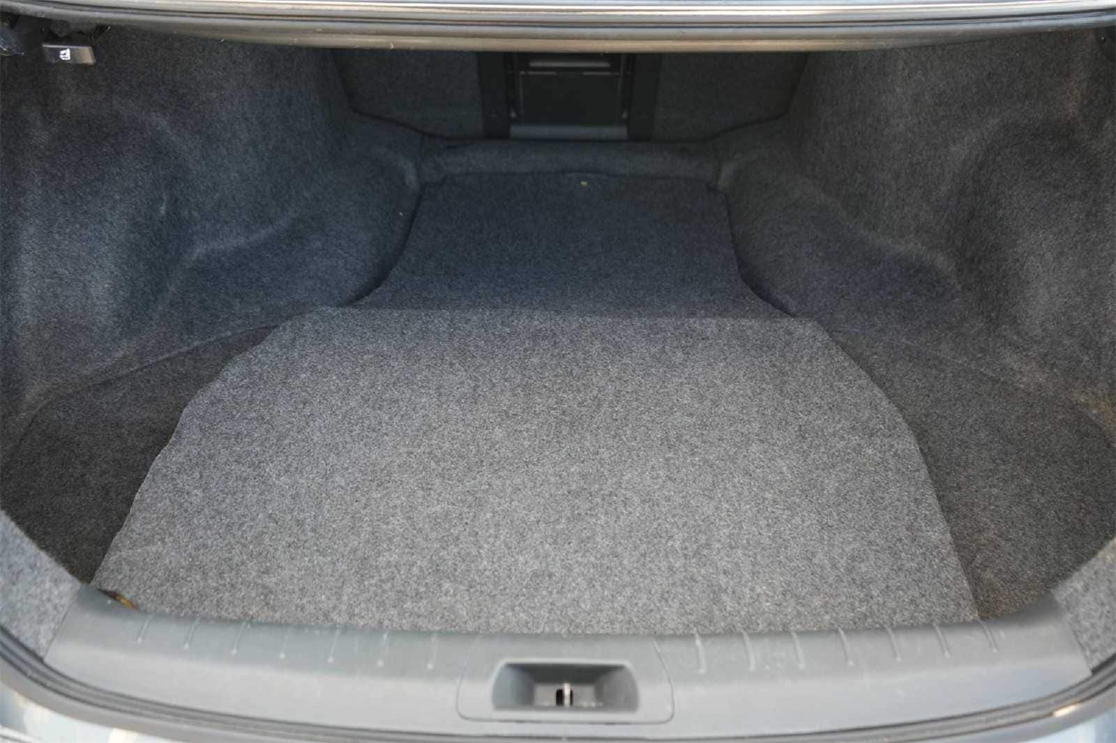Thumbnail: 2011 Honda Accord - 19