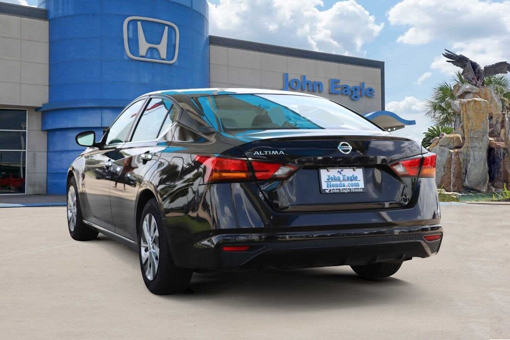 Used 2021 Nissan Altima 2.5 S Sedan