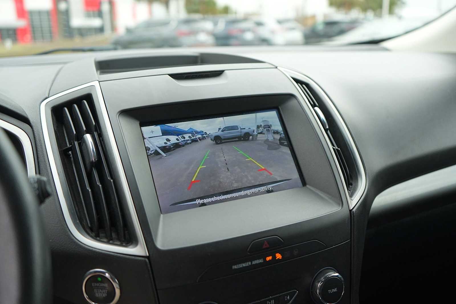 Thumbnail: 2020 Ford Edge - 22