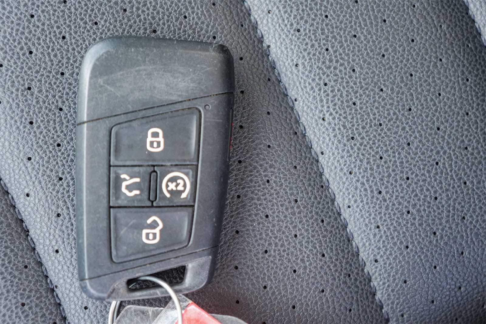 Thumbnail: 2024 Volkswagen Jetta - 20