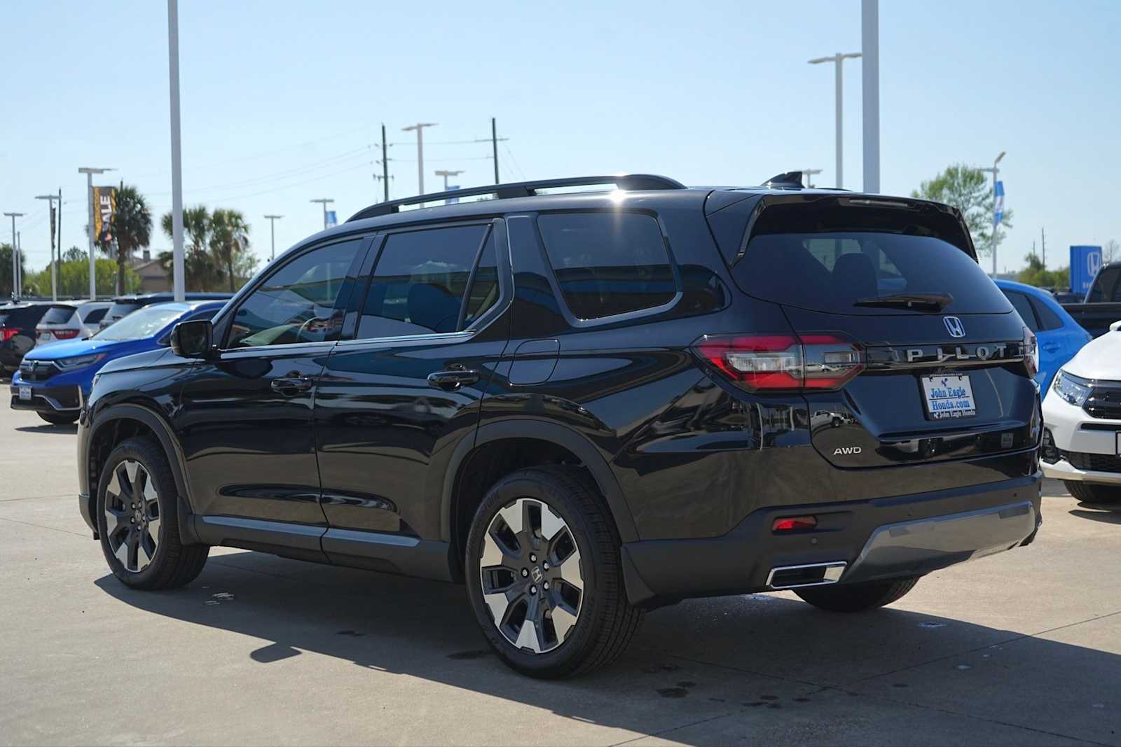 Thumbnail: 2026 Honda Pilot - 4