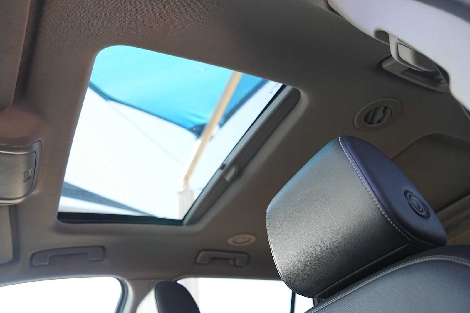 Thumbnail: 2021 GMC Acadia - 24