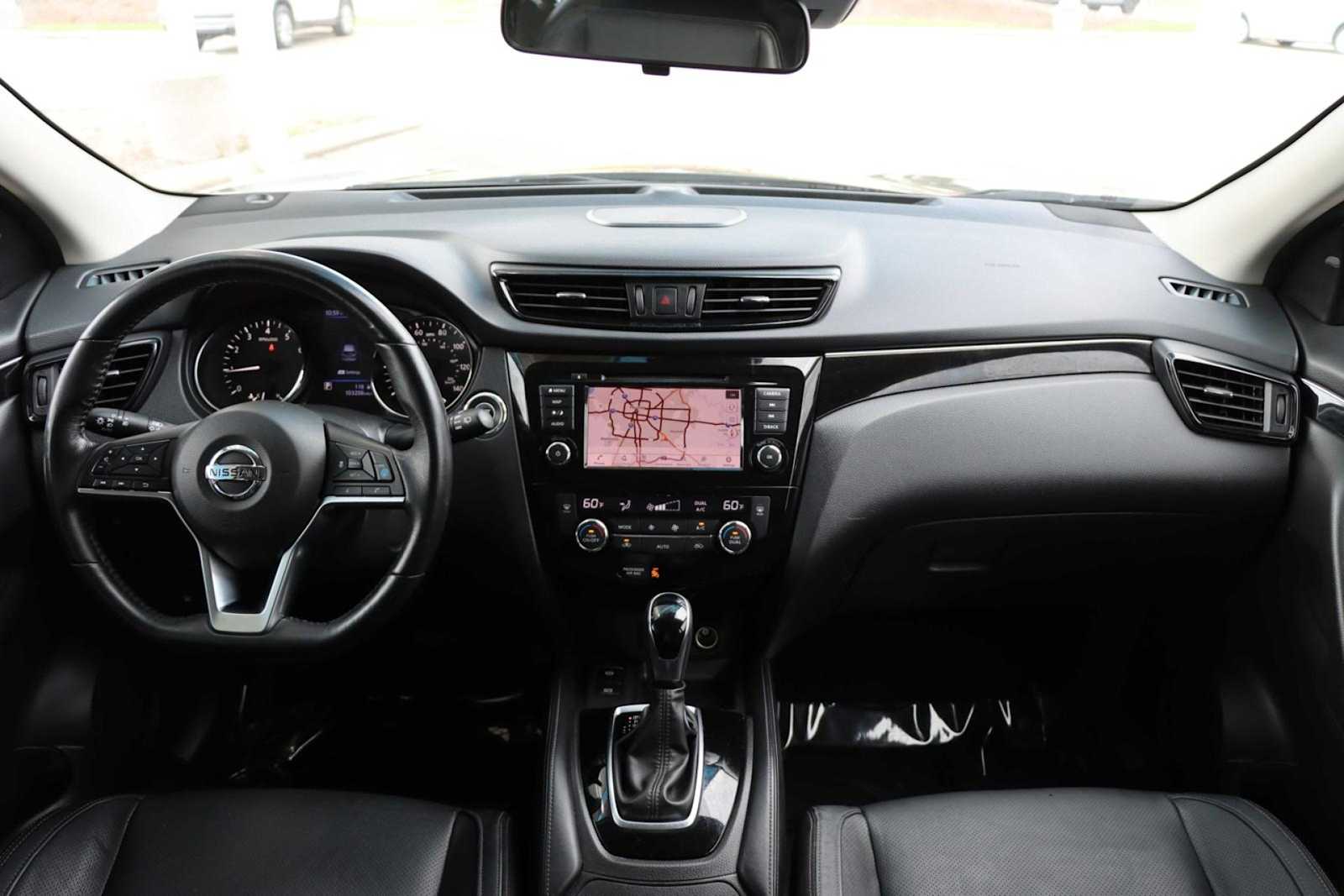 2019 Nissan Rogue Sport SL 11