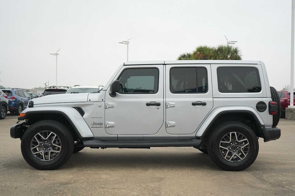 Used 2024 Jeep Wrangler Sahara SUV