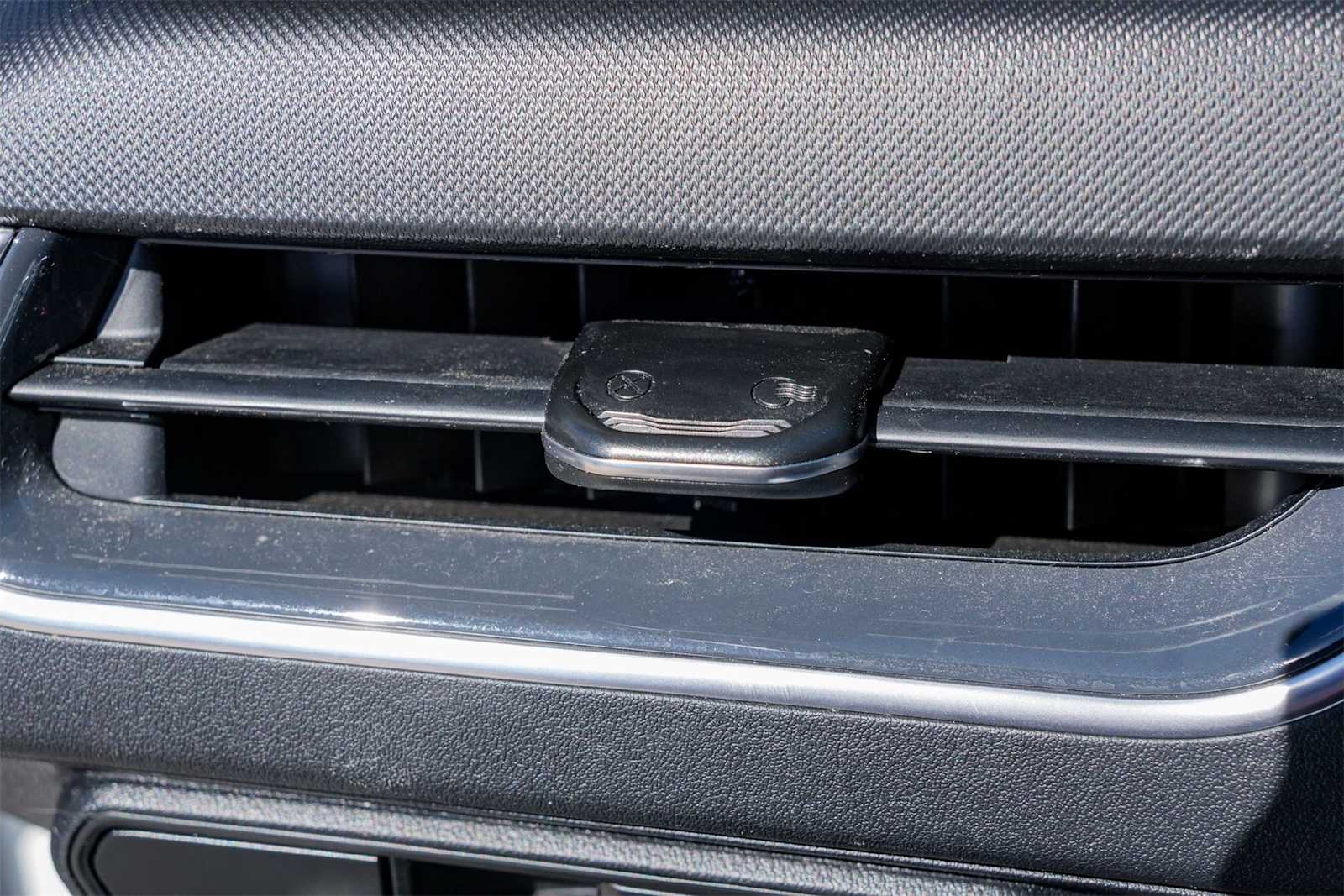 Thumbnail: 2025 Kia K4 - 28