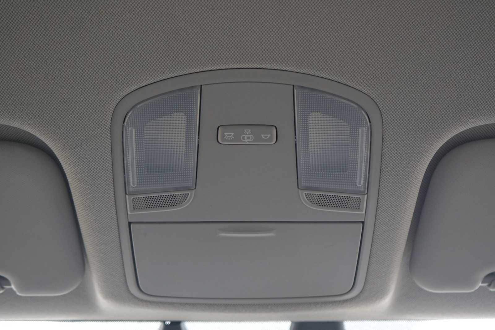 Thumbnail: 2020 Hyundai Elantra - 25