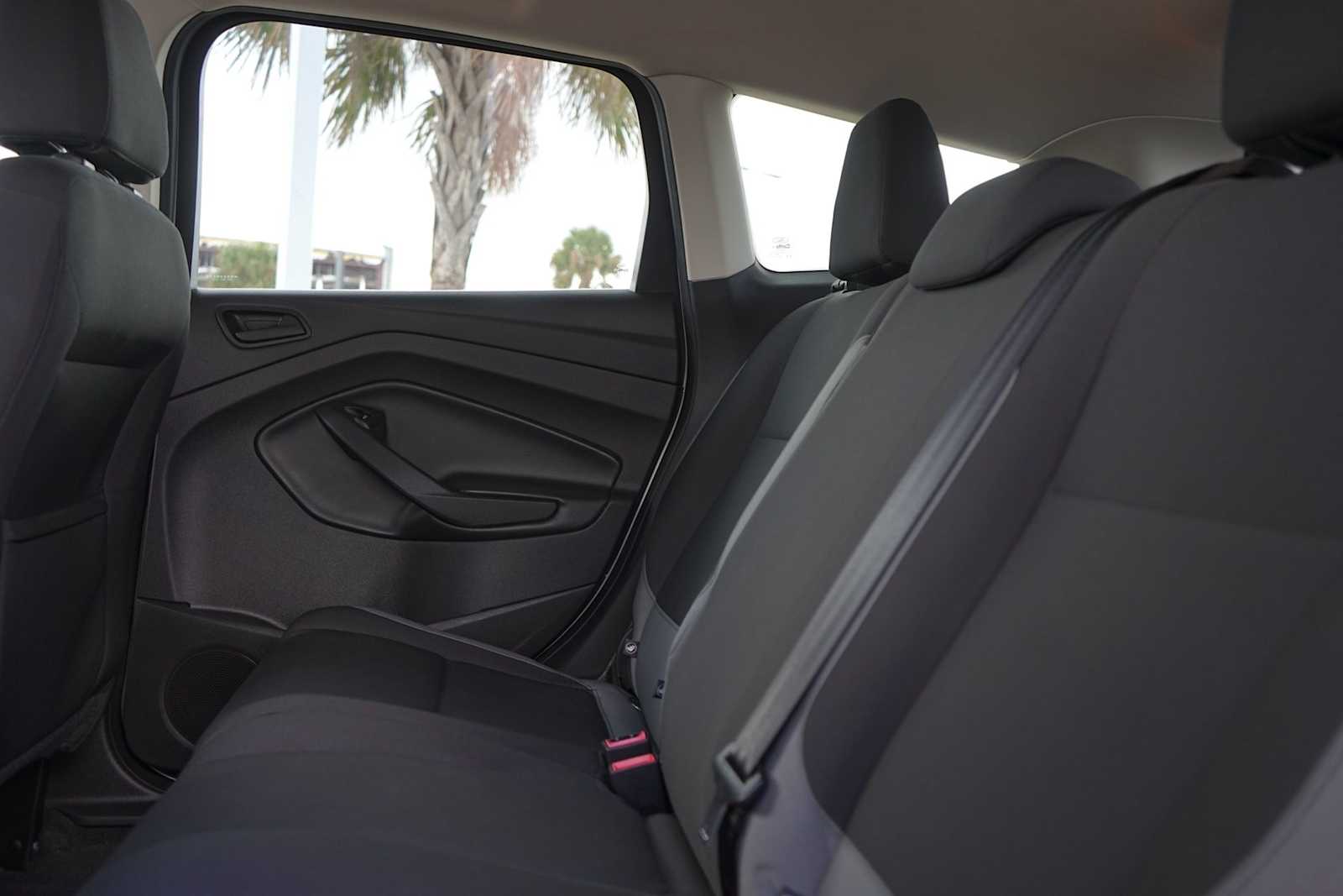 Thumbnail: 2014 Ford Escape - 14