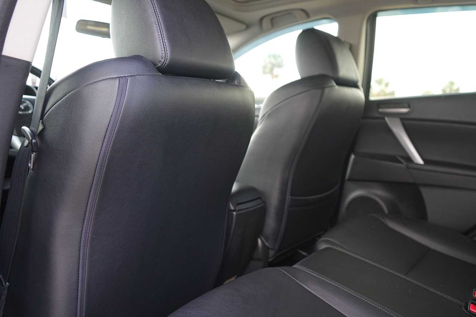 Thumbnail: 2012 Mazda Mazda3 - 13